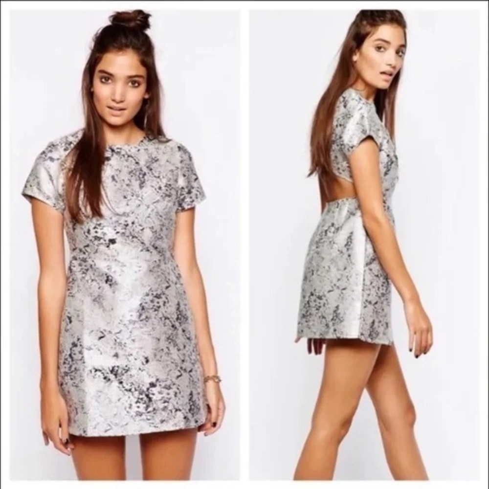 Motel Rocks Cheeky Lilac Haze Silver and Purple Mini Dress‎ Size M Cutout